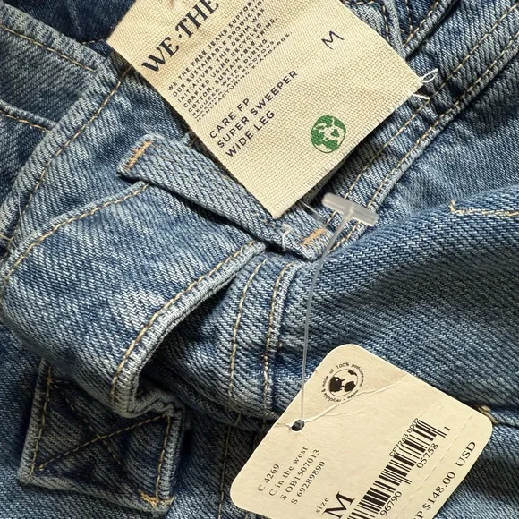 Free People We The Free Super Sweeper Wide Leg Jeans In The West Wash Size Med - Picture 13 of 14